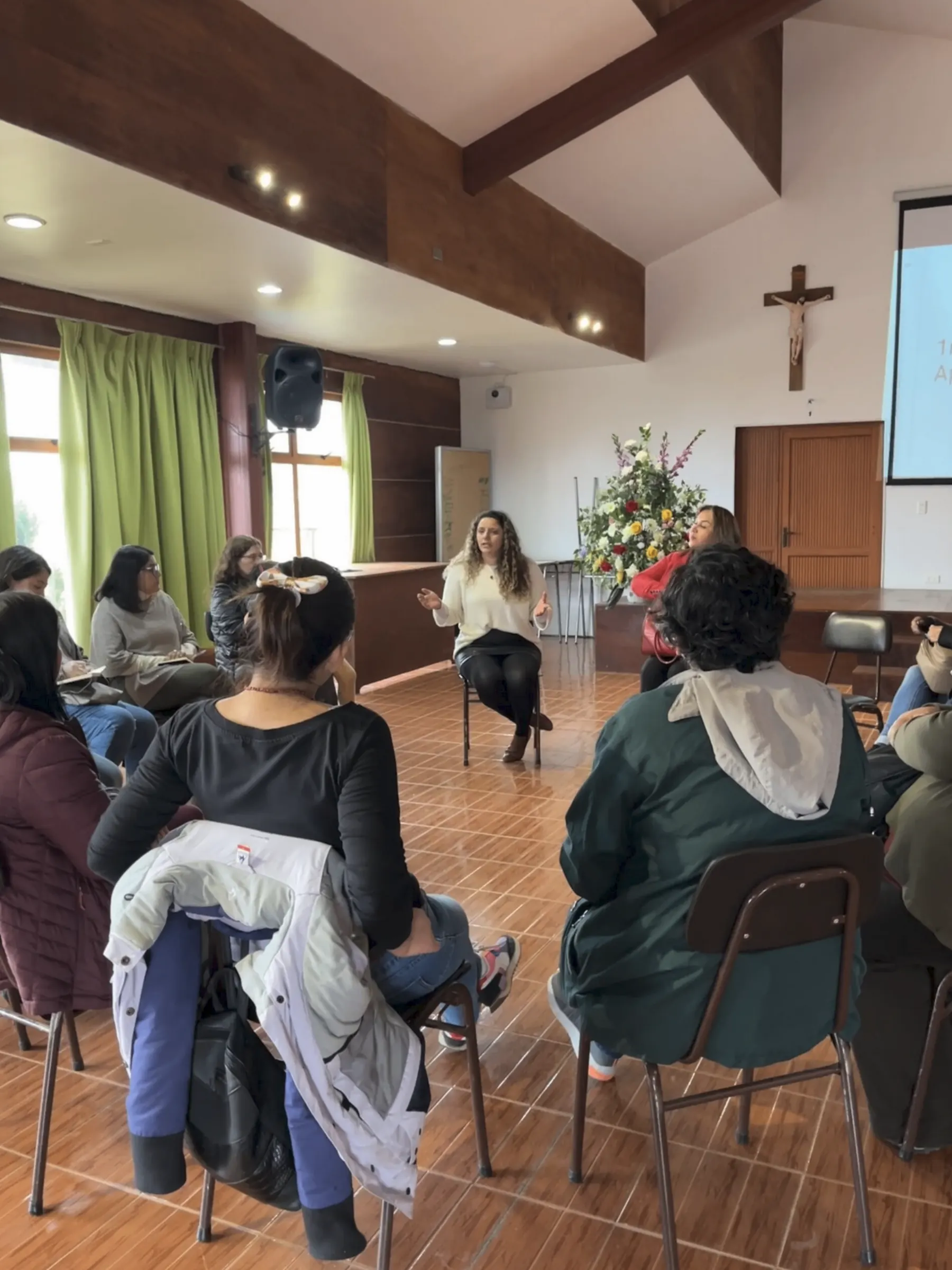 Valor compartido — KREN trabajando con comunidades y empresas.